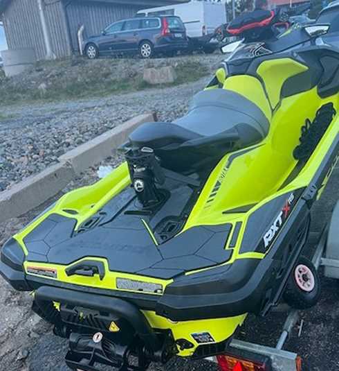 Sea Doo RXT-X300 RS stulen på trailer i Henån, Orust 